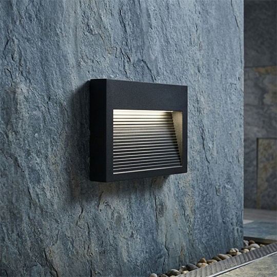 M953060 10W 4000K crna IP65 L160xW17xH120mm pravougaona LED zidna lampa-spoljna nadgradna 290lm Mitea Lighting - Slika 2