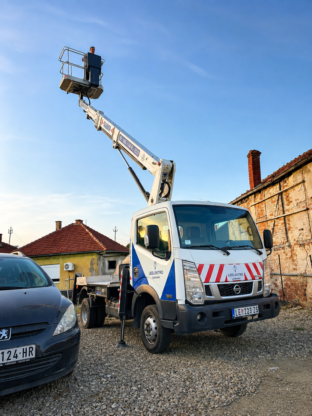 Kamion sa korpom CTE – 18 m / 300 kg - Slika 2